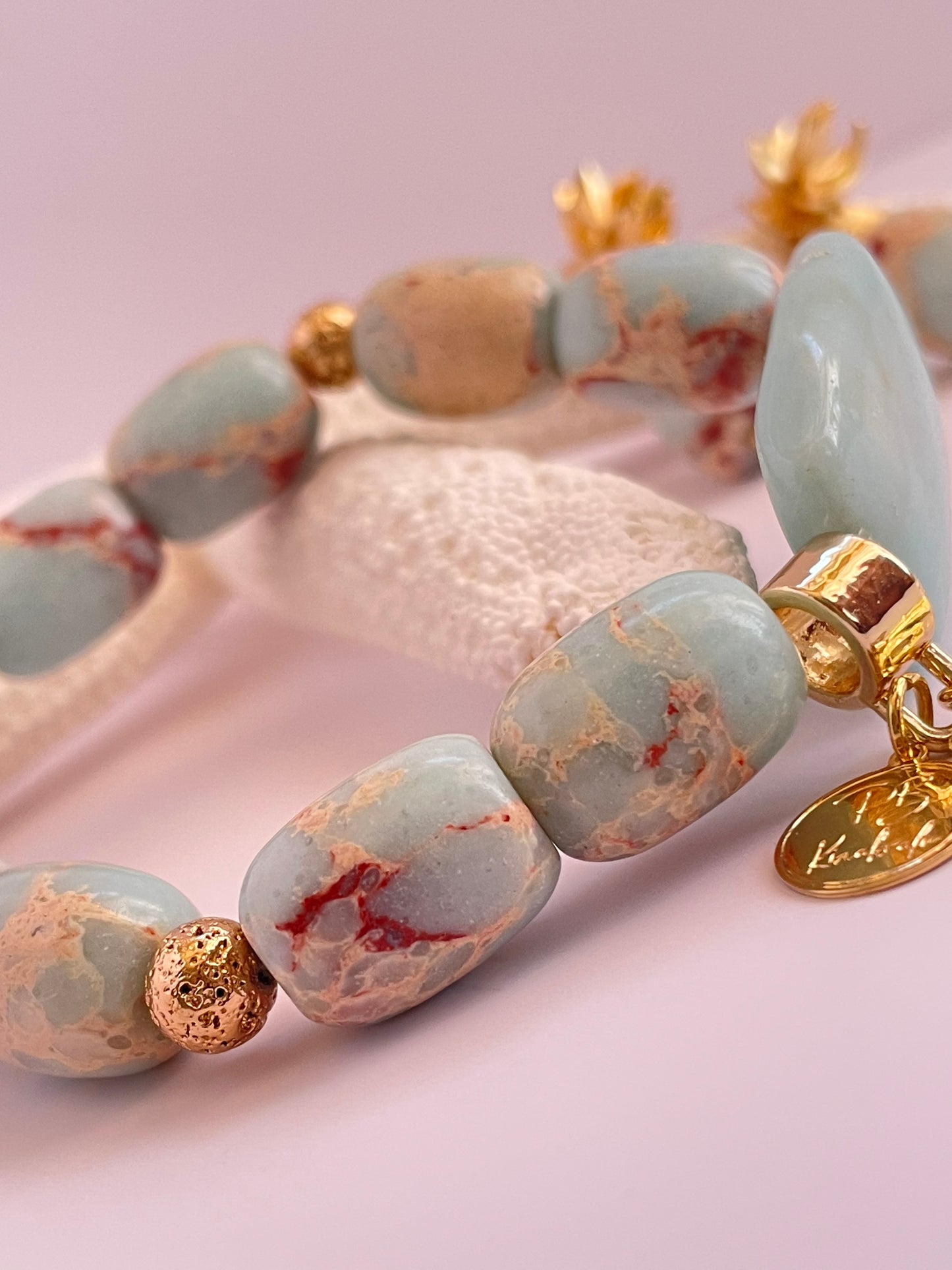 Set "Trevol Imperial"Pulsera y aretes de Jaspe Imperial con baño en oro de 18K