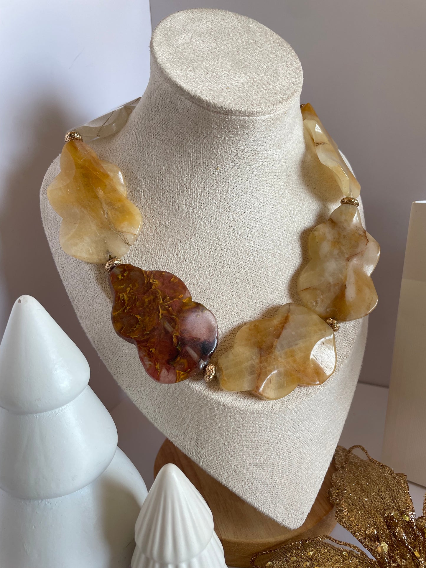 Raíz Dorada Agate Choker